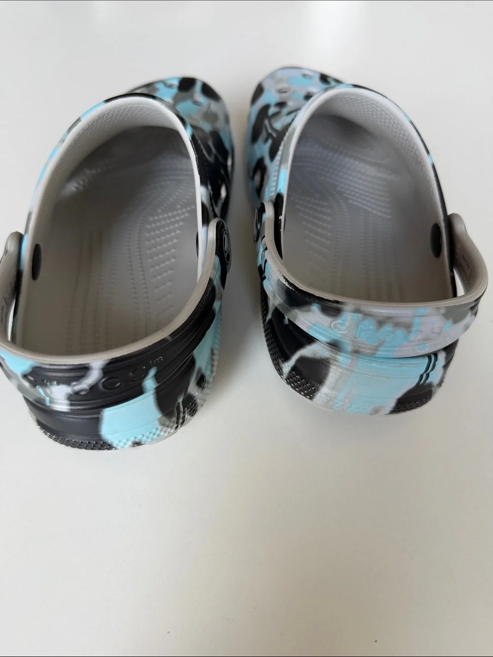 CROCS Kids Clog in Black, Light Blue & Gray Camo